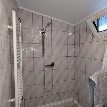 Serene * 布加勒斯特